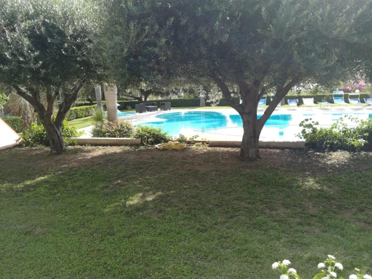 Delta Club Residence Capo Vaticano Bagian luar foto