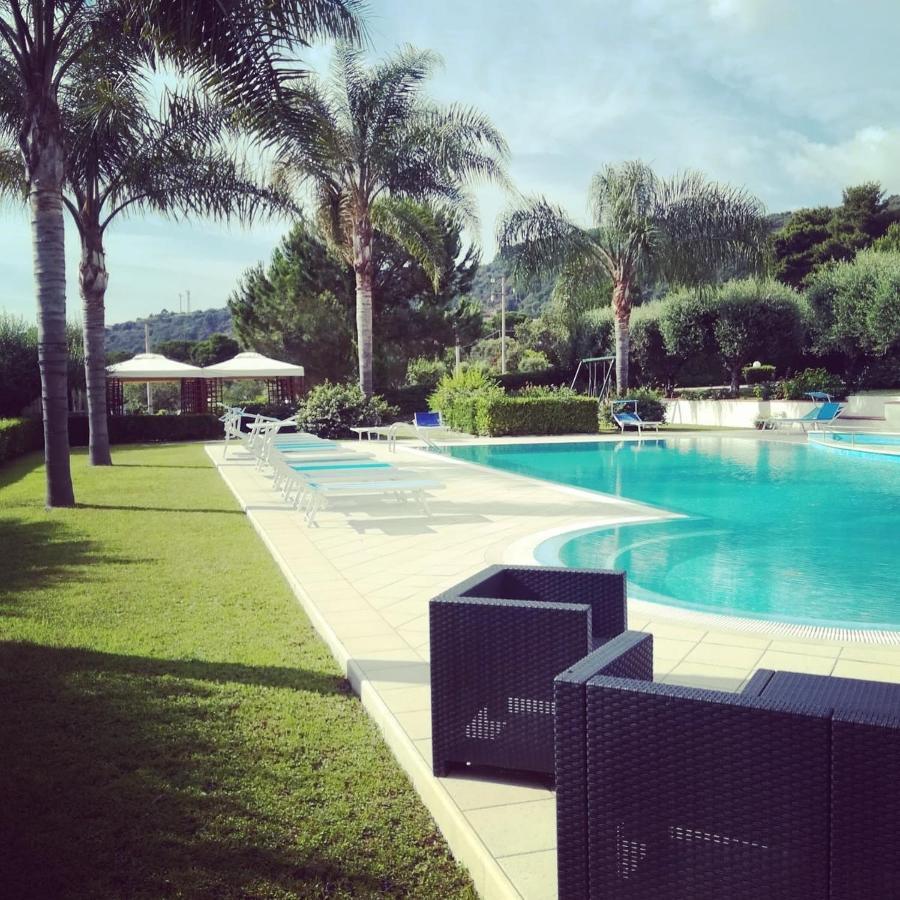 Delta Club Residence Capo Vaticano Bagian luar foto